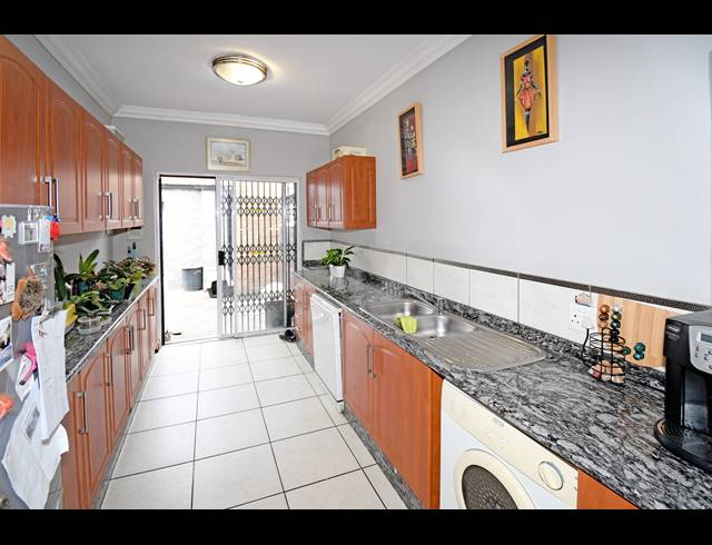 3 BEDROOM HOUSE FOR SALE IN ORANGE GROVE